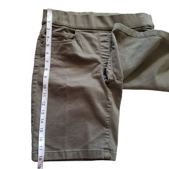 DKNY Stretch Bermuda Shorts Sz SMALL - Picture 8 of 12